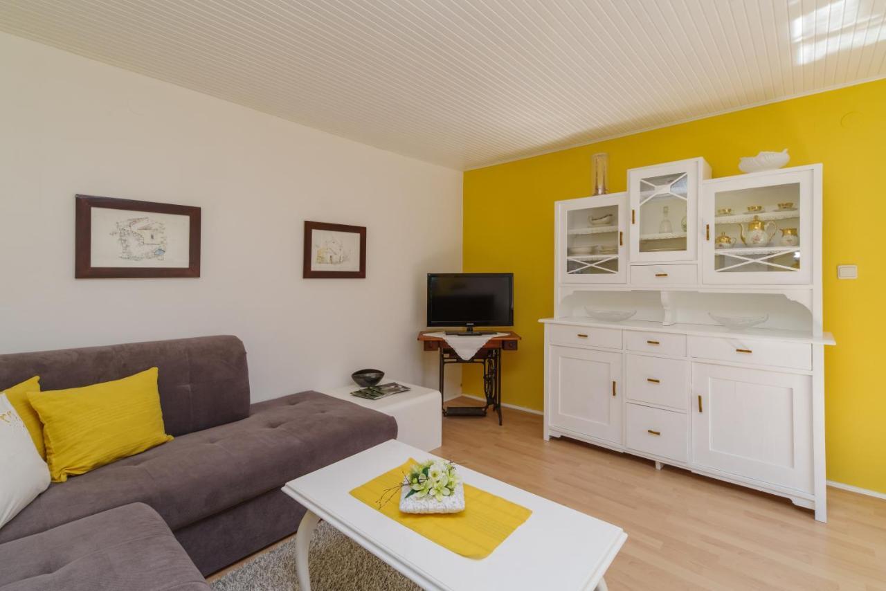 Barac Rural Holiday Home Grižane Exterior foto